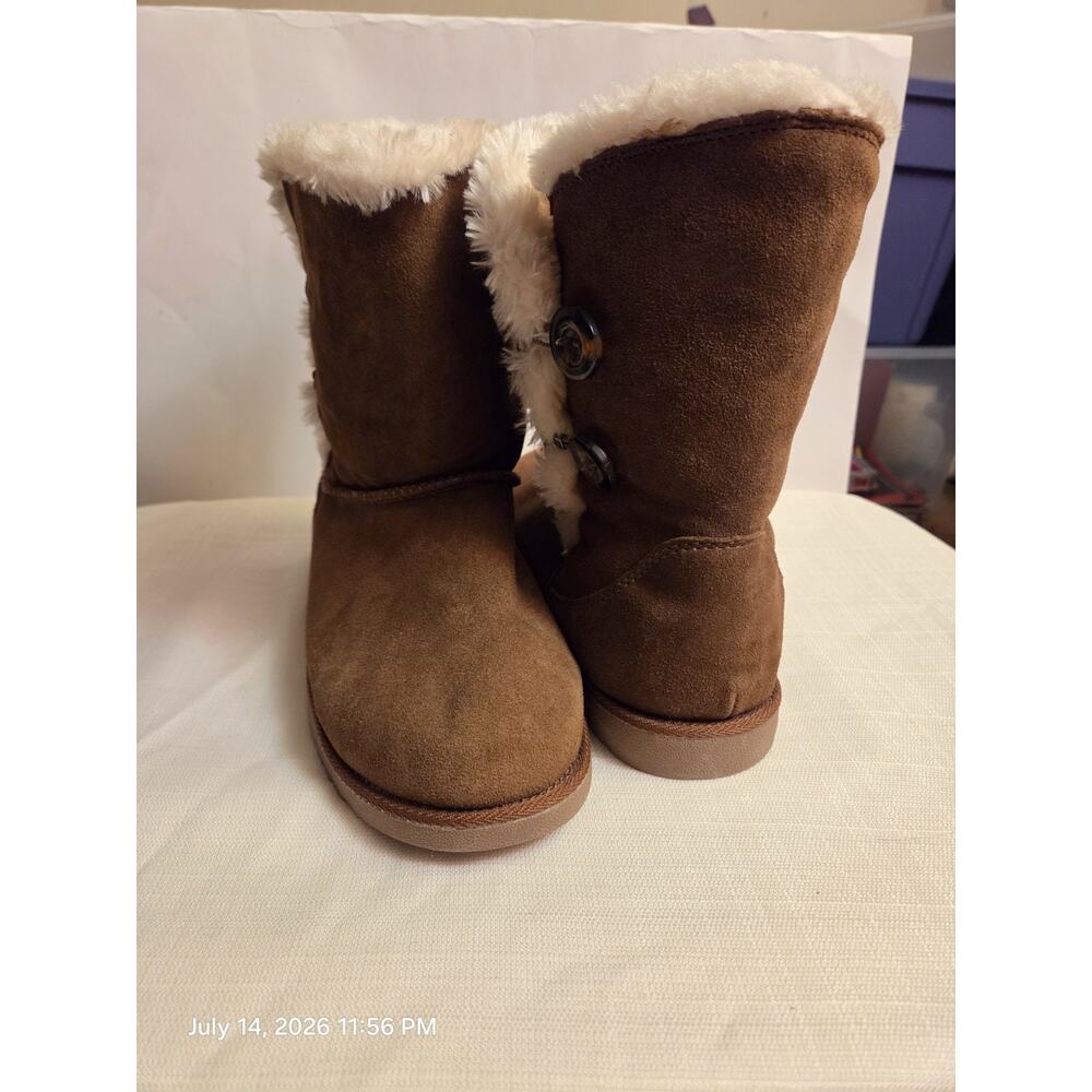 Brown Suede Faux Fur Lined Mid-Calf Button Boots Round Toe Rubber Sole 11 - Picture 2 of 3